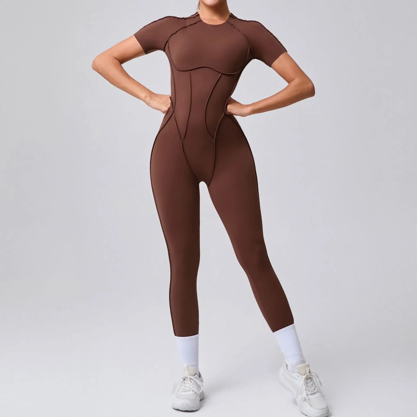 Seamless Women's Yoga Jumpsuit with Splicing Design and Hollow-Out Back for Enhanced Comfort and Style in Fitness Activities